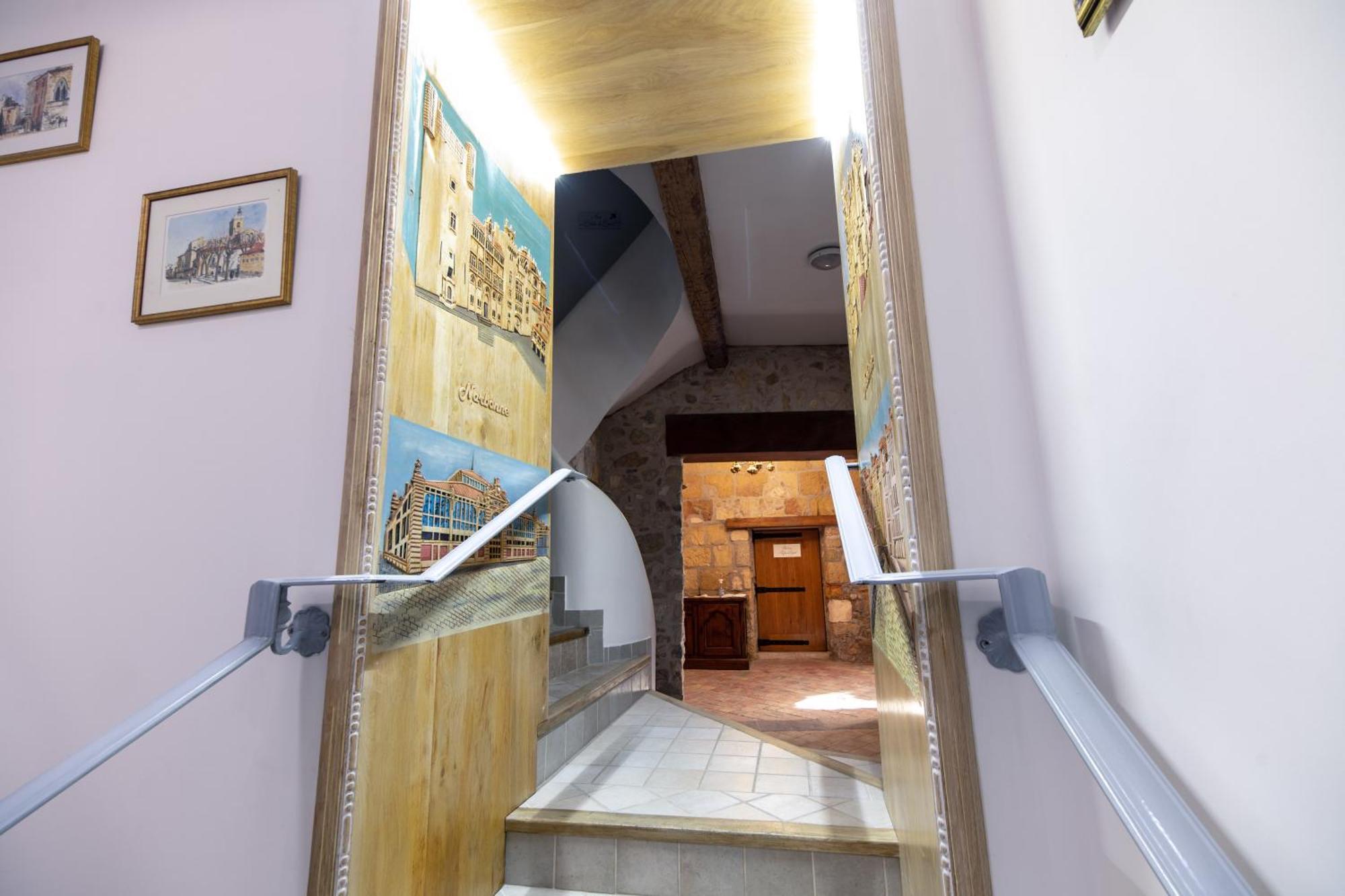 Apartment Petit Presbytere Dans L'eglise Narbonne